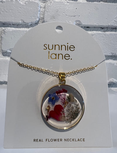 FLOWER NECKLACES