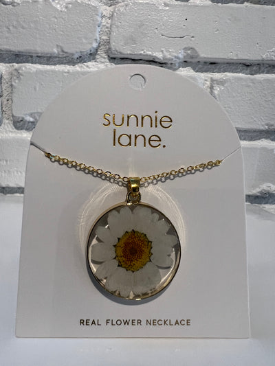 FLOWER NECKLACES